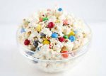 M&M's Movie Popcorn Bucket/ 456 Gram - Image 4